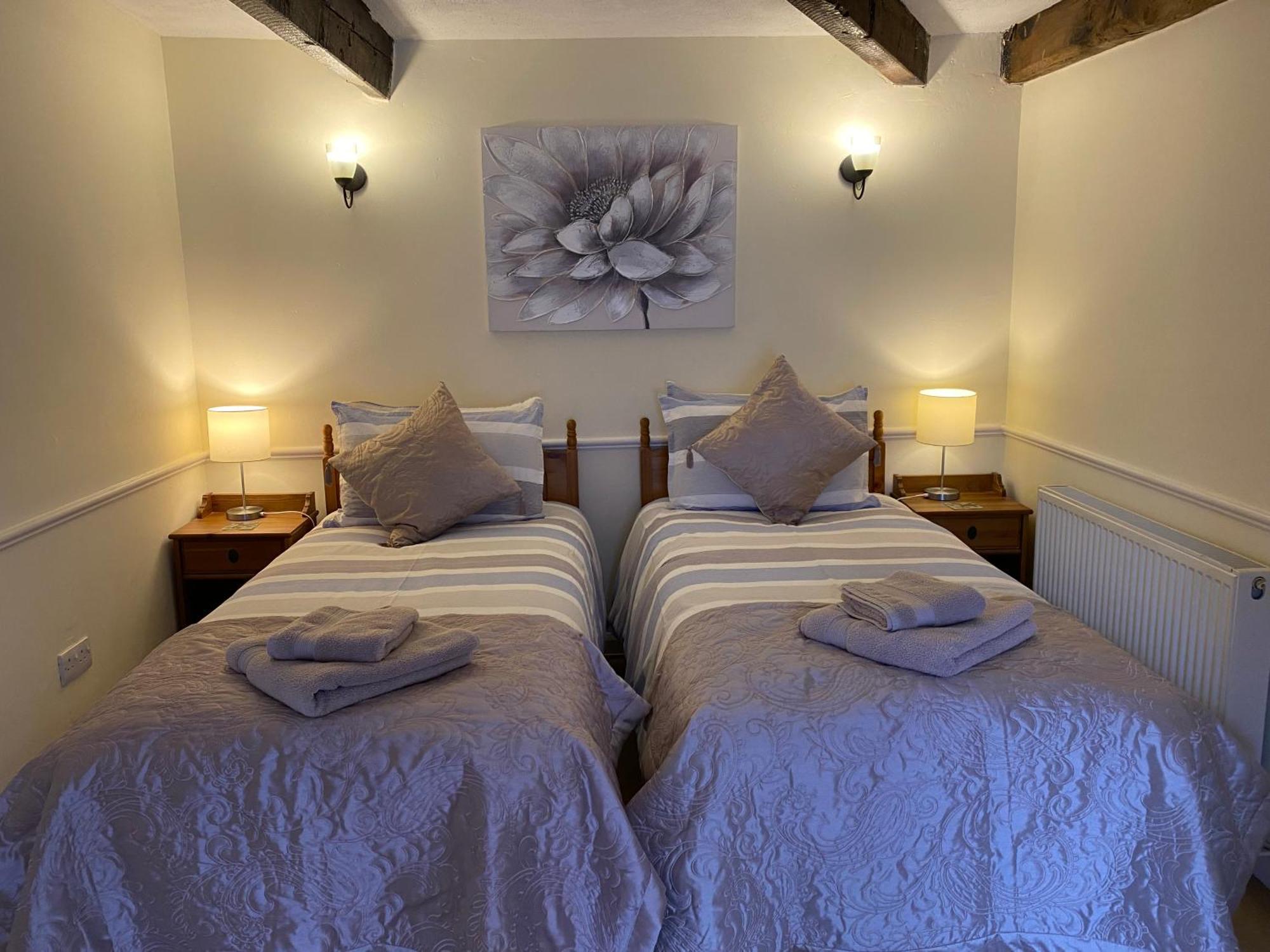 Bryn Melyn Farm Cottages Бала Екстер'єр фото