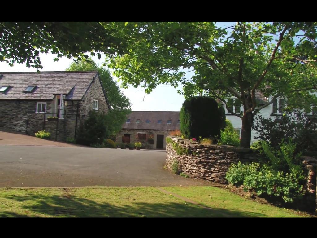 Bryn Melyn Farm Cottages Бала Екстер'єр фото